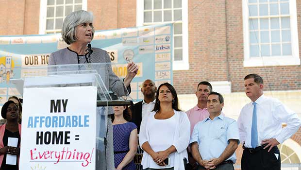 Advocates rally against housing budget cuts Advocates rally against housing budget cuts