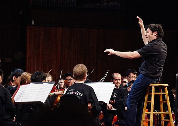 Venezuelan conductor Gustavo Dudamel raises funds for youth orchestra