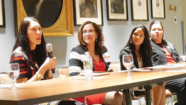 Latinas Think Big forum tackles wealth gap Latinas Think Big forum tackles wealth gap