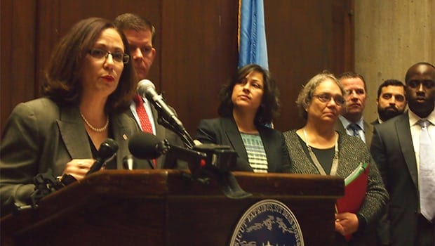 Report shows Latinos underrepresented in local government leadership Report shows Latinos underrepresented in local government leadership
