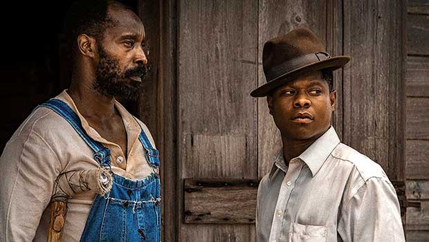 Returning WWII vets forge unlikely friendship across color line in ‘Mudbound’ Returning WWII vets forge unlikely friendship across color line in ‘Mudbound’