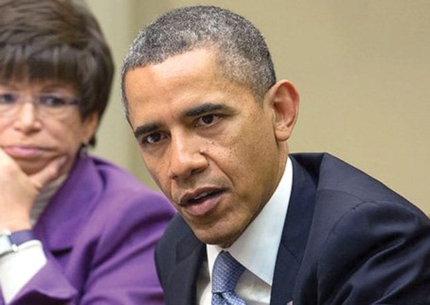 Latino groups urge Obama to ease up on deportations Latino groups urge Obama to ease up on deportations