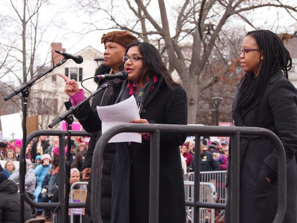 Thousands turn out for women’s march Thousands turn out for women’s march