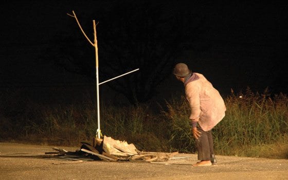 Spare set, strong performances fuel ICA’s ‘Godot’ Spare set, strong performances fuel ICA’s ‘Godot’
