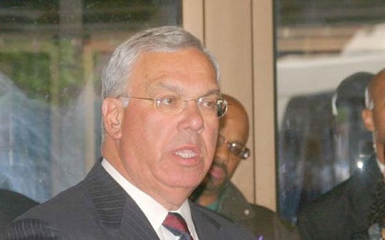Reports highlight flaws in Hub public ed system Reports highlight flaws in Hub public ed system