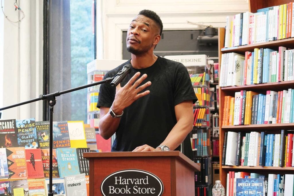 Poet and artist Terrence Hayes reads from his book of sonnets Poet and artist Terrence Hayes reads from his book of sonnets