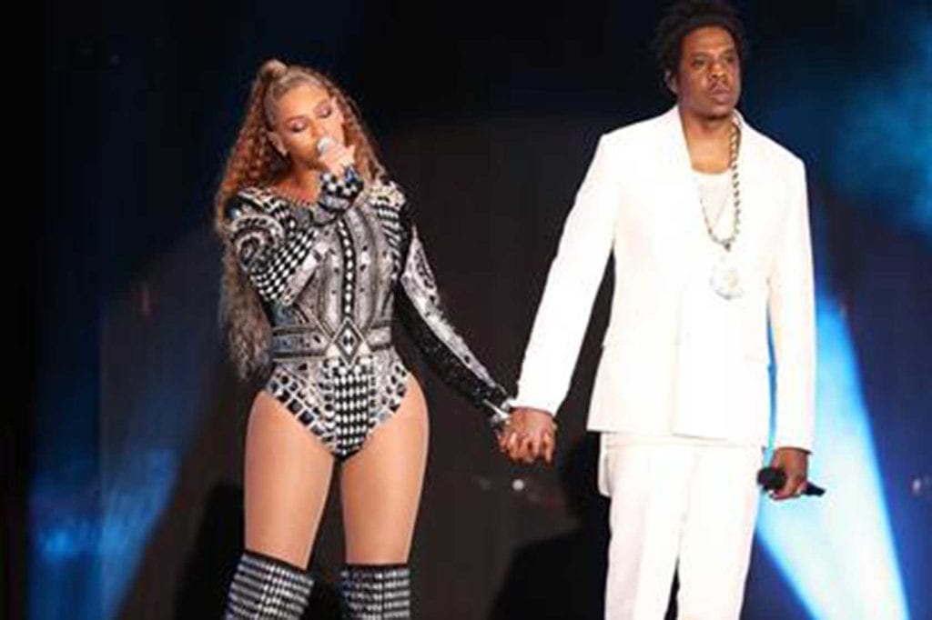 Beyoncé, Jay-Z wow at Gillette Stadium Beyoncé, Jay-Z wow at Gillette Stadium