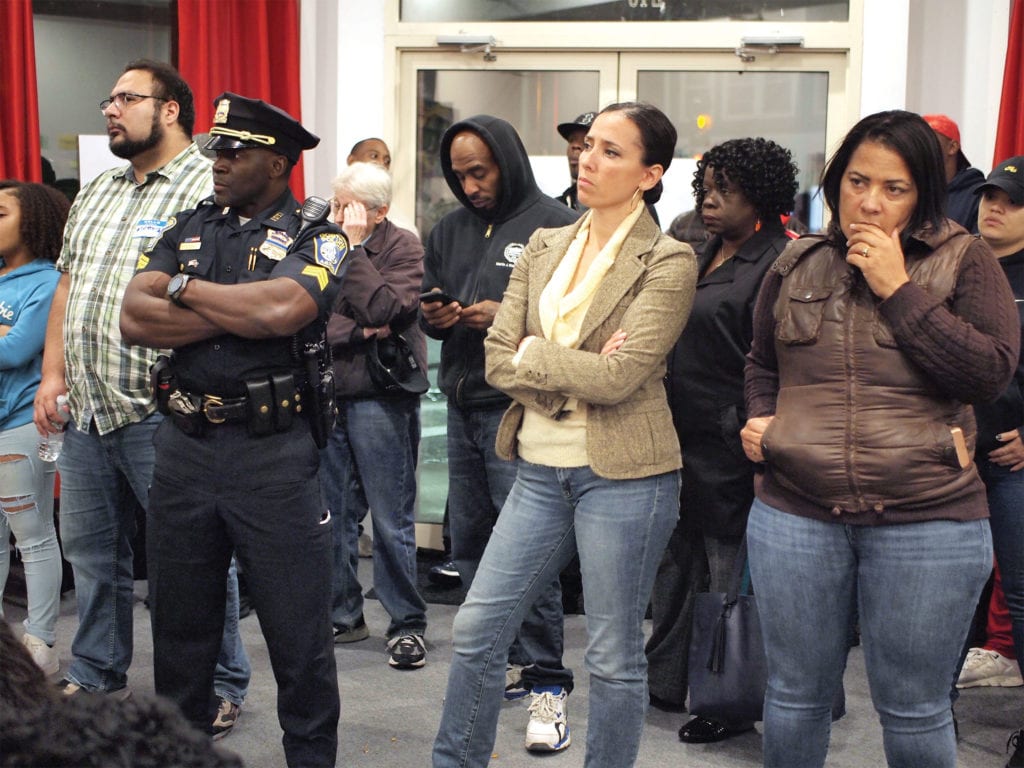 Community discusses response to violence Community discusses response to violence