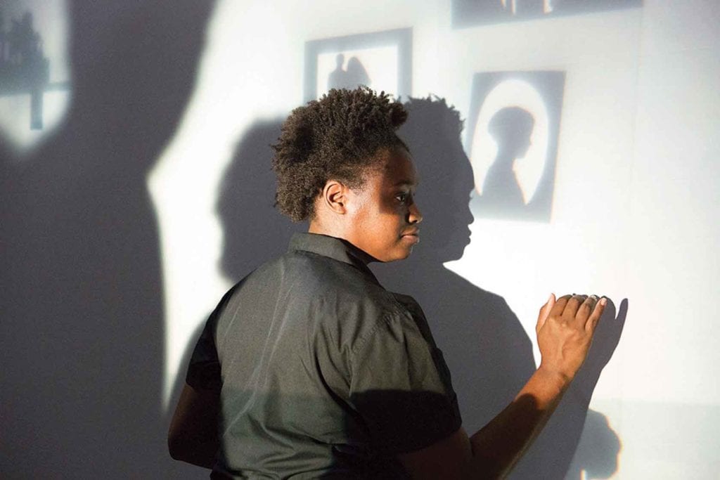 Silhouettes & symbolism Silhouettes & symbolism
