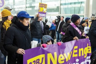 Airport workers protest wage theft, working conditions