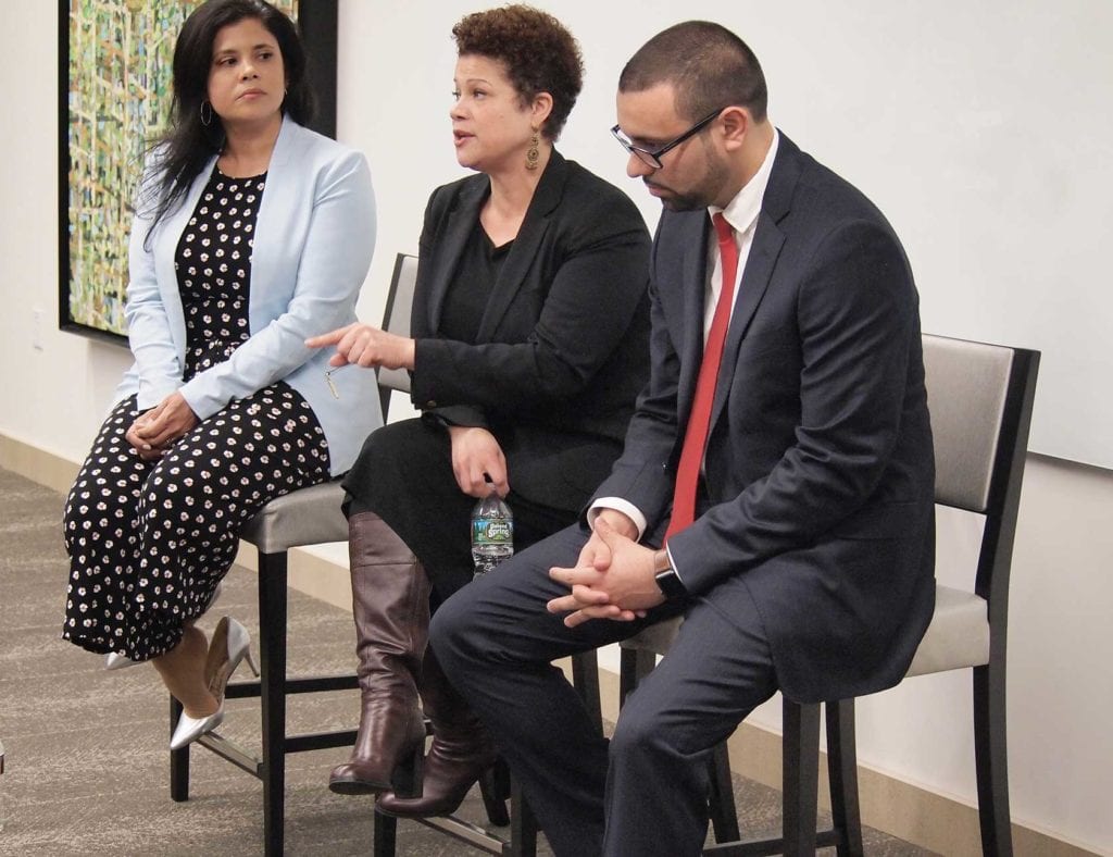 Candidates vie for support during Latino forum Candidates vie for support during Latino forum
