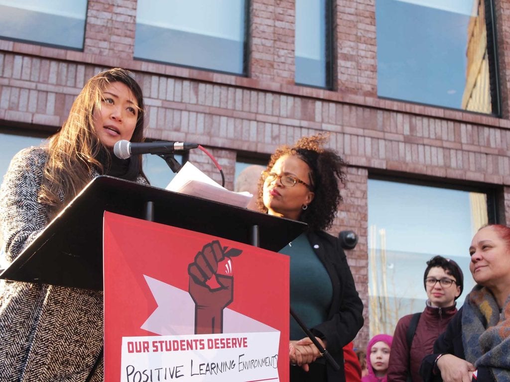 Teachers Union, city agree on new contract Teachers Union, city agree on new contract