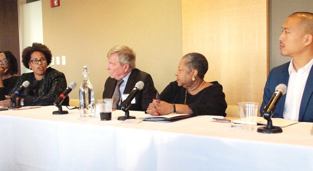 Panelists discuss Hub school desegregation Panelists discuss Hub school desegregation