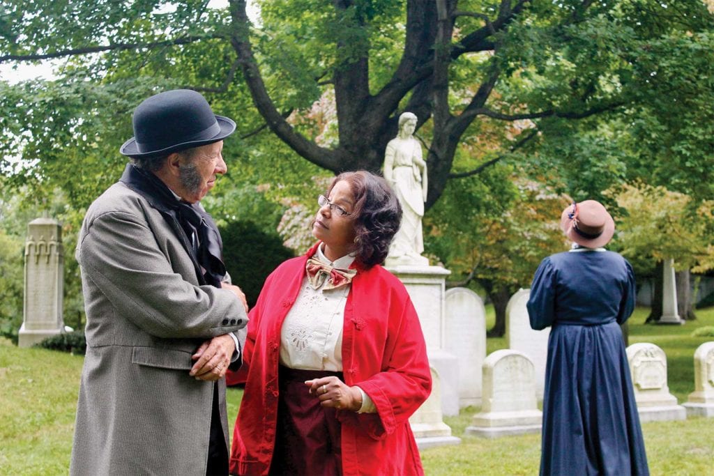 Mount Auburn cemetery comes alive in performance of ‘The America Plays’ Mount Auburn cemetery comes alive in performance of ‘The America Plays’