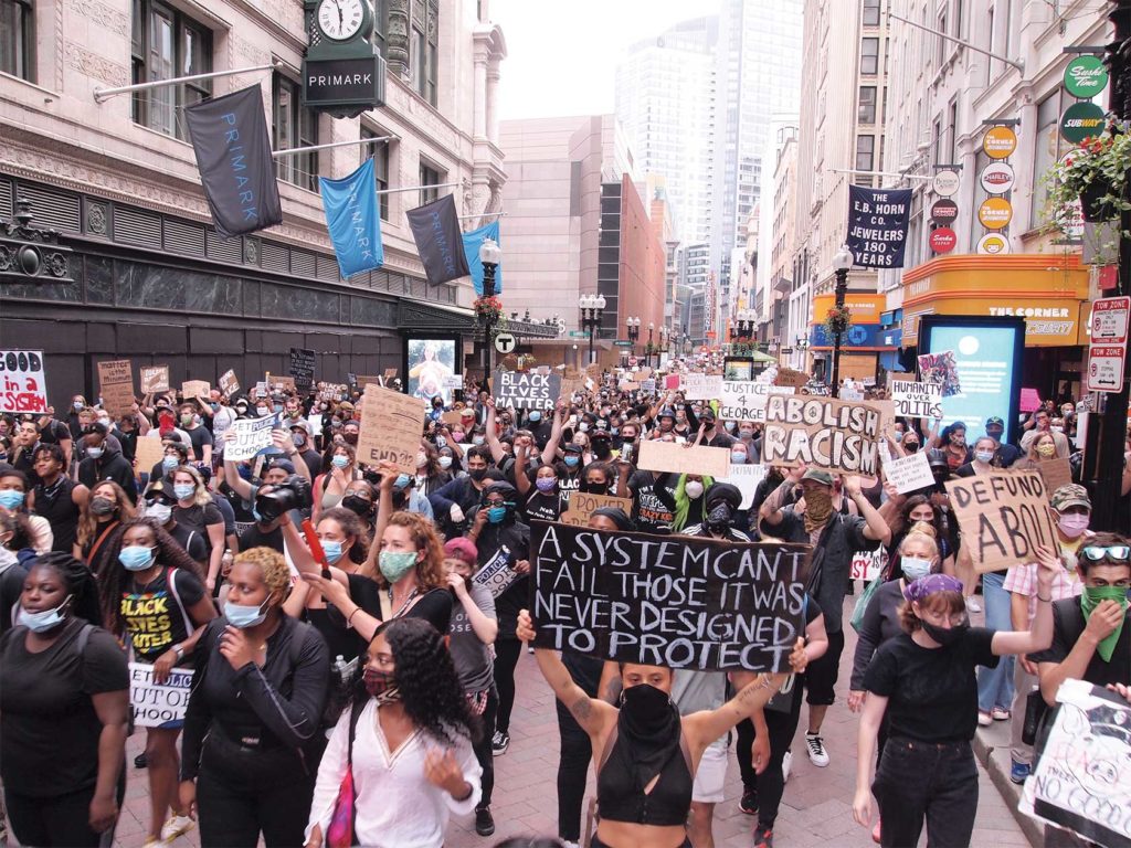 Mayor, activists differ on call to cut police budget Mayor, activists differ on call to cut police budget