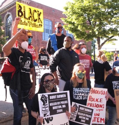 Mayor, white councilors get majority of police officers’ political donations