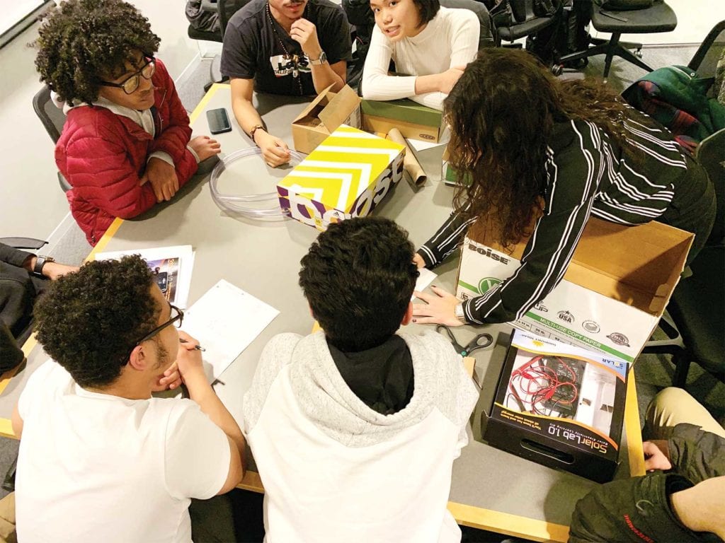 ACE Mentor Program exposes teens to technical fields ACE Mentor Program exposes teens to technical fields