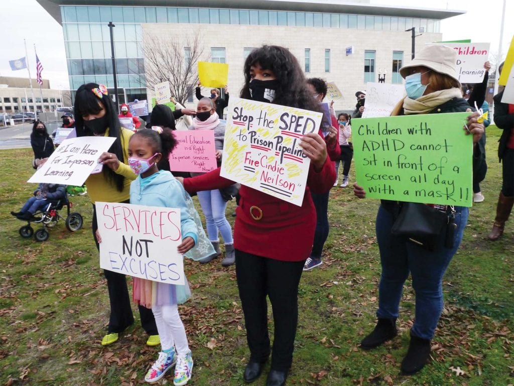 Cassellius, teachers at odds over opening Cassellius, teachers at odds over opening