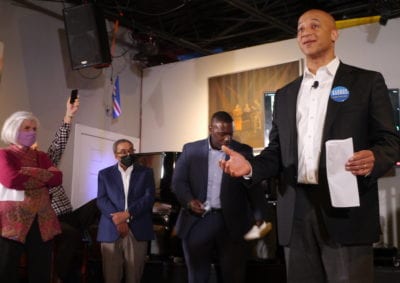 John Barros enters race for mayor