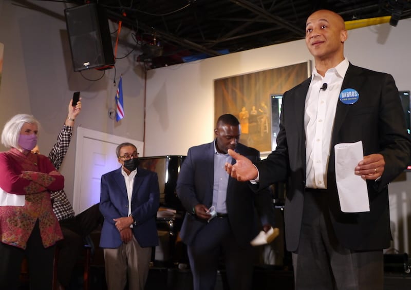 John Barros enters race for mayor John Barros enters race for mayor