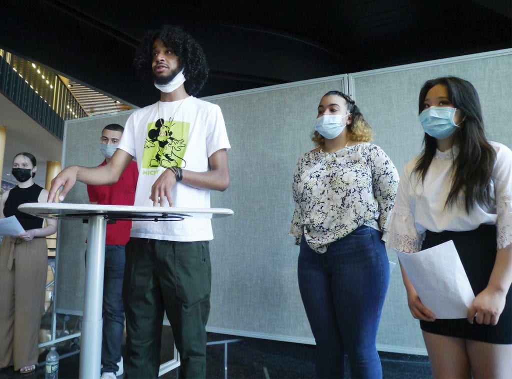 Students call on DA to investigate BPS Students call on DA to investigate BPS