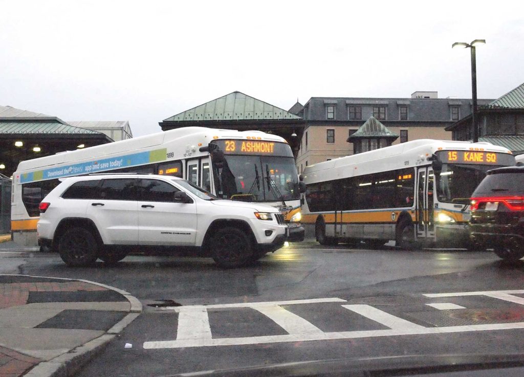 Activists call for electric buses in Black community Activists call for electric buses in Black community