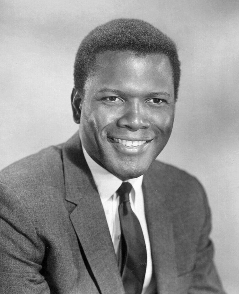Sidney Poitier, 94, broke Hollywood color barriers