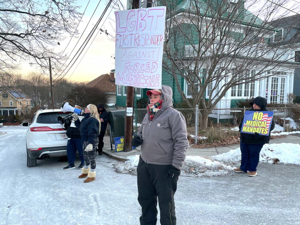 Anti vax protestors target Wu’s residence Anti vax protestors target Wu’s residence