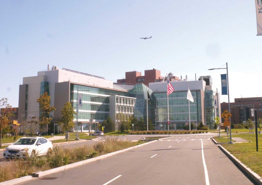 Professors dispute UMass dean’s report Professors dispute UMass dean’s report
