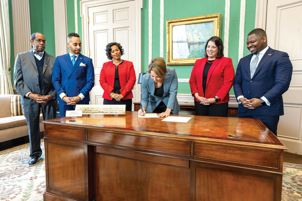 Governor forms advisory council Governor forms advisory council