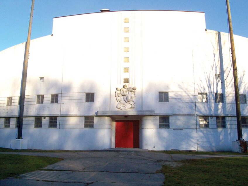 Community groups debate White Stadium renovation plan