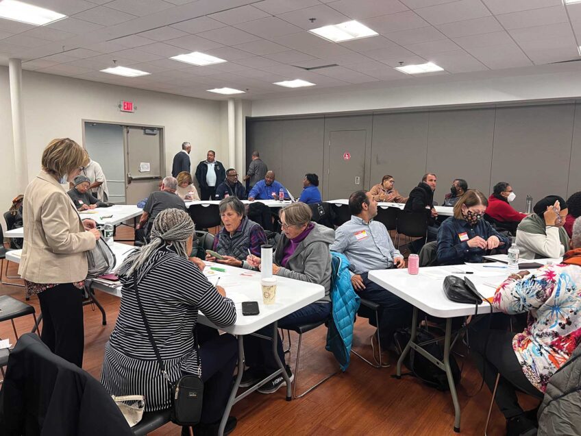 Hyde Park residents seek solutions to traffic safety issues
